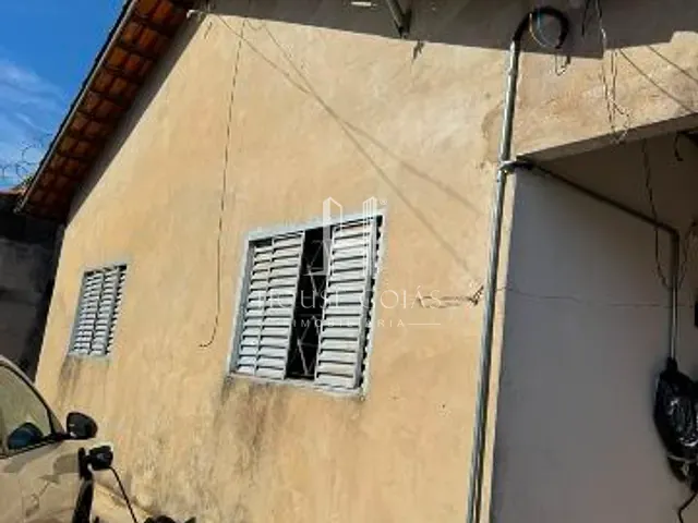 Casa com 360m² 3 quartos e 1 banheiro, à venda, no bairro Garavelo Residencial Park em Aparecida de Goiânia