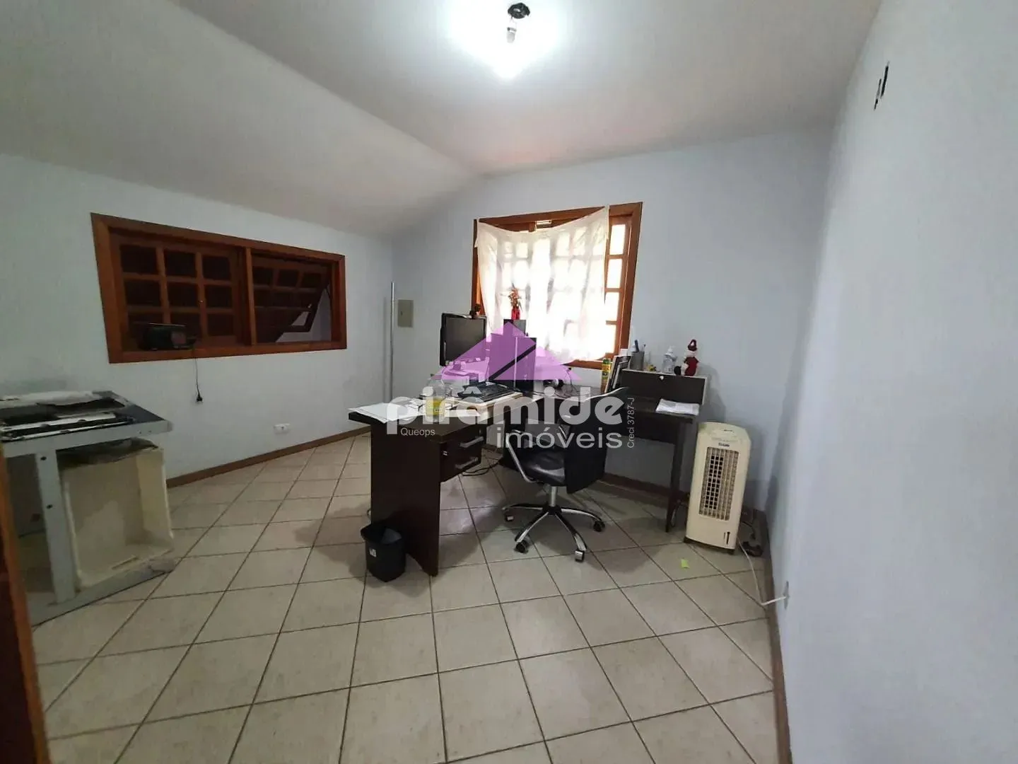 Casa, 4 quartos, 240 m² - Foto 15