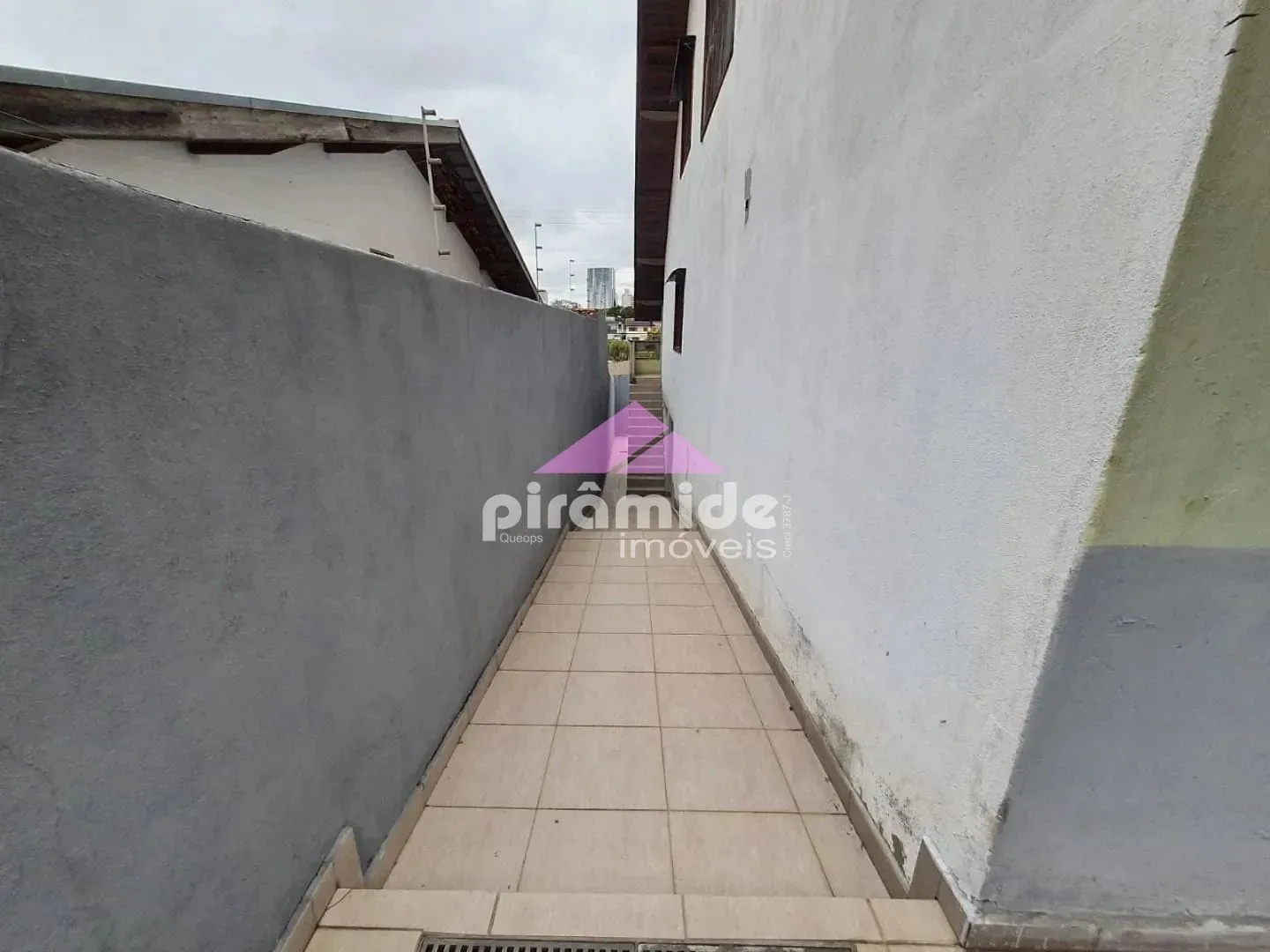Casa, 4 quartos, 240 m² - Foto 21