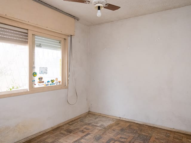Casa com 300m² 3 quartos e 3 banheiros, à venda, no bairro Areal em Pelotas