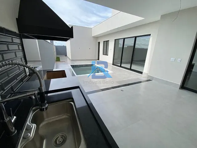 Casa com 385m² 3 quartos e 5 banheiros, à venda, no bairro Chácaras Silvania em Valinhos