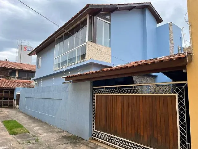 Casa com 180m² 4 quartos e 3 banheiros, à venda, no bairro Centro em Campos dos Goytacazes