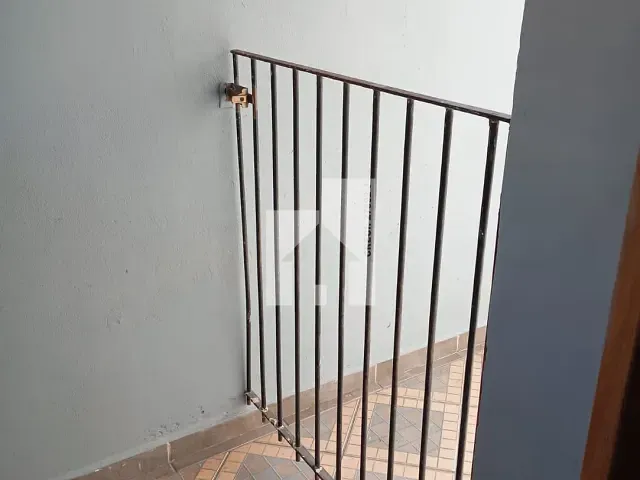 Casa 2 quartos e 1 banheiro, para alugar, no bairro Parque Cidade Jardim em Jundiaí