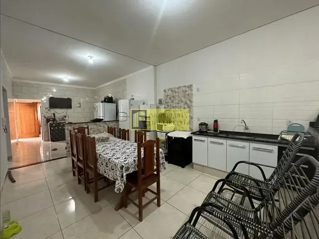 Casa com 212m² 3 quartos e 2 banheiros, à venda, no bairro Loteamento Residencial Regissol em Mirassol