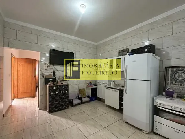 Casa com 212m² 3 quartos e 2 banheiros, à venda, no bairro Loteamento Residencial Regissol em Mirassol
