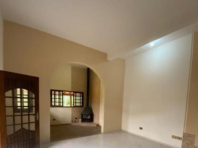 Casa com 500m² 5 quartos e 5 banheiros, à venda, no bairro Nova Caieiras em Caieiras