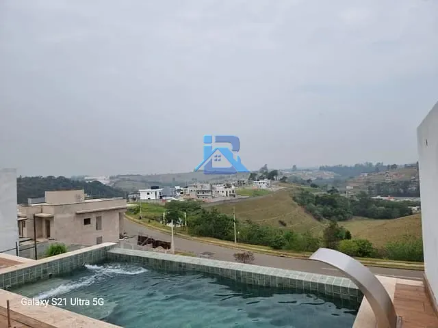 Casa com 408m² 3 quartos e 4 banheiros, à venda, no bairro Bairro Itapema em Itatiba