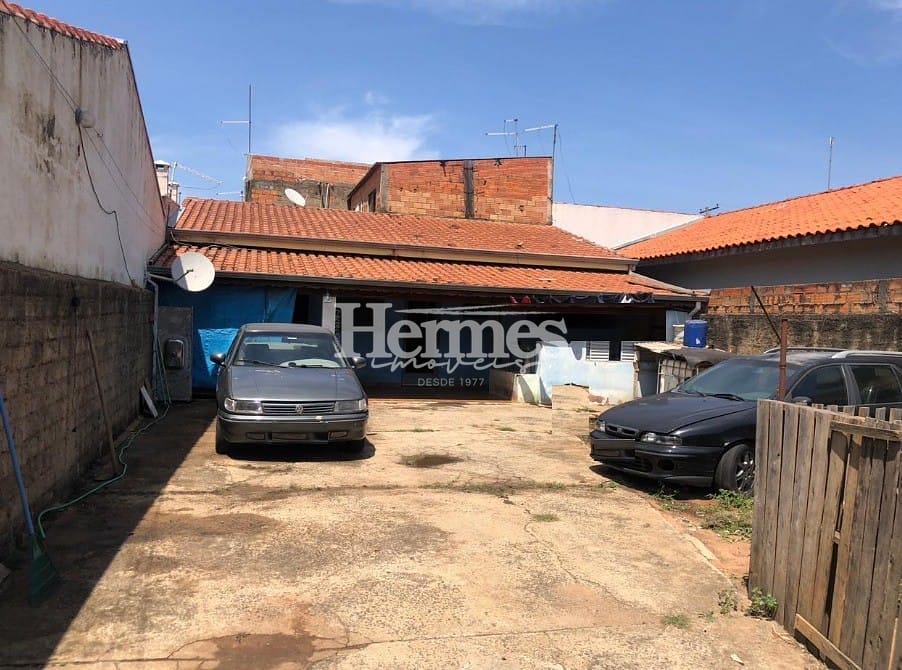 Casa à venda com 1 quarto, 74m² - Foto 1