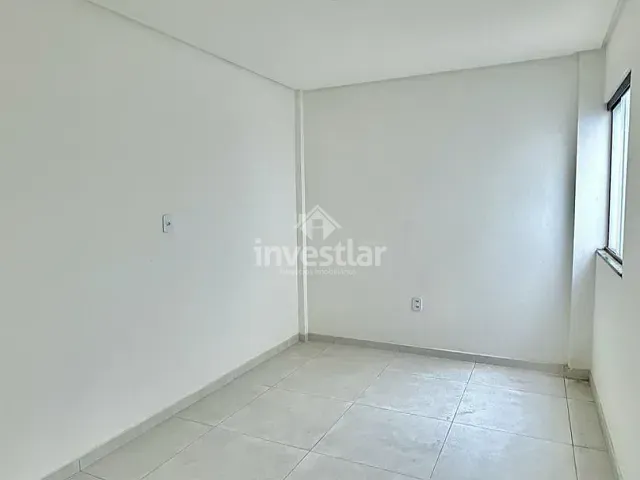 Casa 3 quartos e 1 banheiro, à venda, no bairro Serrotão em Campina Grande