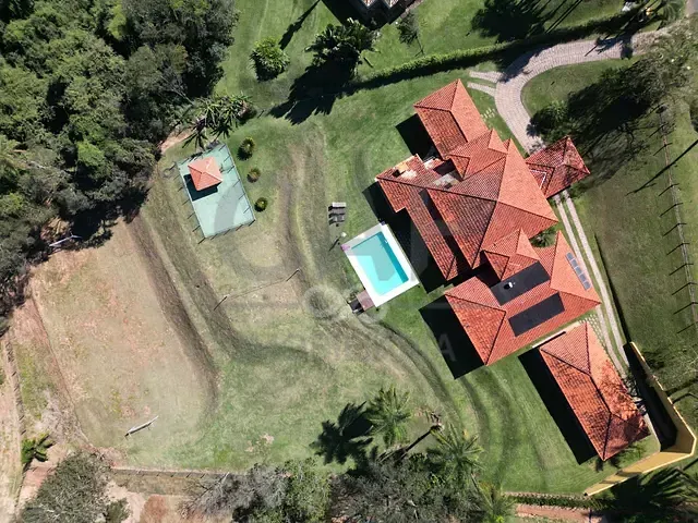 Casa com 5525m² 4 quartos e 6 banheiros, à venda, no bairro Duas Marias em Holambra