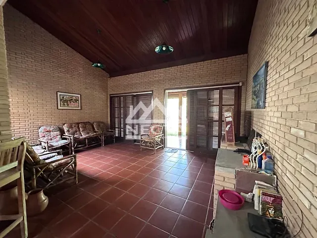 Casa com 100m² 4 quartos e 3 banheiros, à venda, no bairro Cocanha em Caraguatatuba