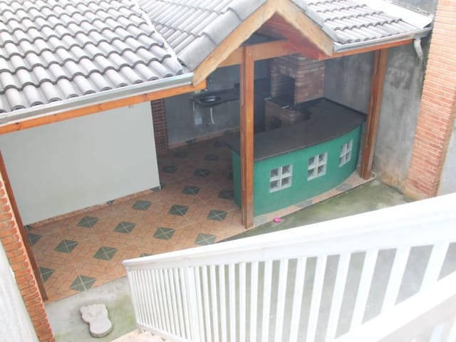 Casa com 239m² 4 quartos e 4 banheiros, à venda, no bairro Jardim Vitoria em Caieiras