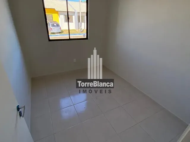 Casa com 45m² 2 quartos e 1 banheiro, para alugar, no bairro Uvaranas em Ponta Grossa