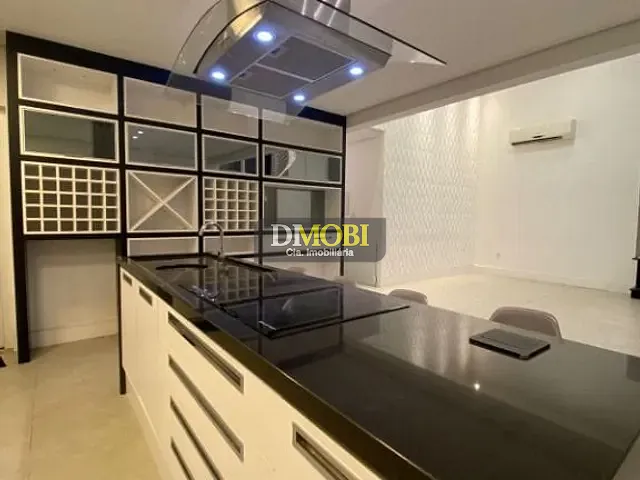 Casa com 220m² 3 quartos e 2 banheiros, à venda, no bairro Central Parque em Cachoeirinha
