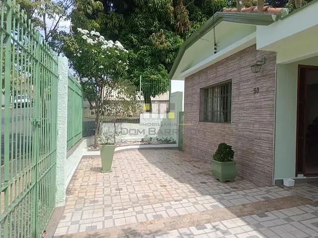 Casa com 300m² 4 quartos e 2 banheiros, para alugar, no bairro Centro em Nova Odessa