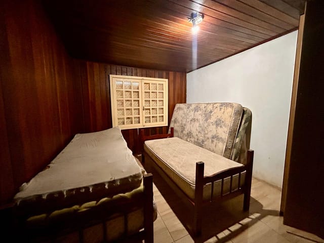 Casa 2 quartos e 1 banheiro, à venda, no bairro Centro em Bertioga