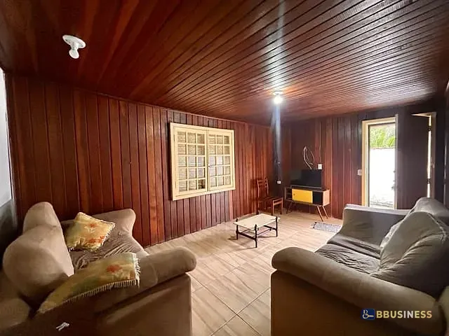 Casa 2 quartos e 1 banheiro, à venda, no bairro Centro em Bertioga