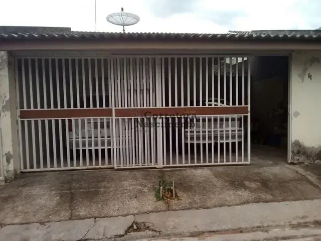 Casa com 140m² 2 quartos e 1 banheiro, à venda, no bairro Residencial Santa Paula em Jacareí