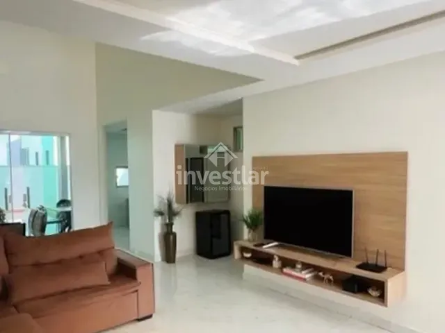Casa 4 quartos e 1 banheiro, à venda, no bairro Itararé em Campina Grande