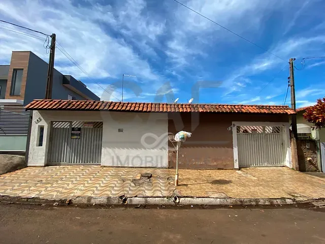 Casa 2 quartos e 2 banheiros, à venda, no bairro Residencial dos Imigrantes em Holambra