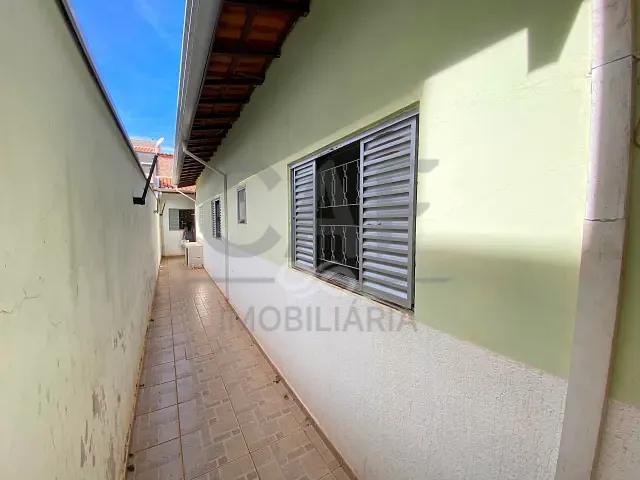 Casa 2 quartos e 2 banheiros, à venda, no bairro Residencial dos Imigrantes em Holambra