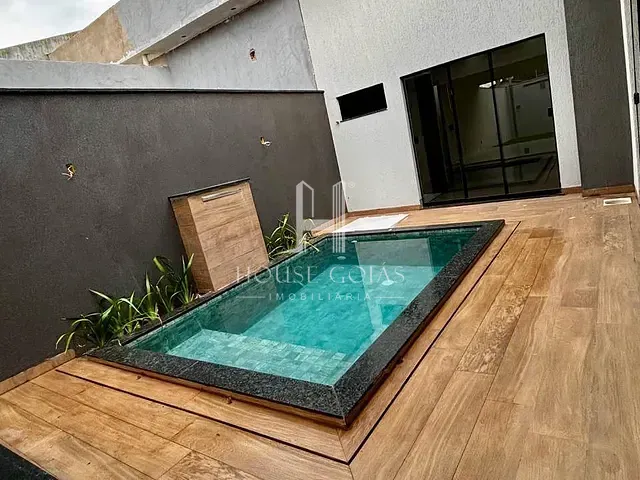Casa com 210m² 3 quartos e 3 banheiros, à venda, no bairro Vila Oliveira em Aparecida de Goiânia