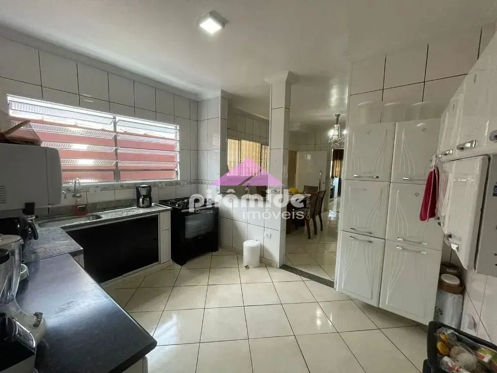 Casa, 2 quartos, 228 m² - Foto 10