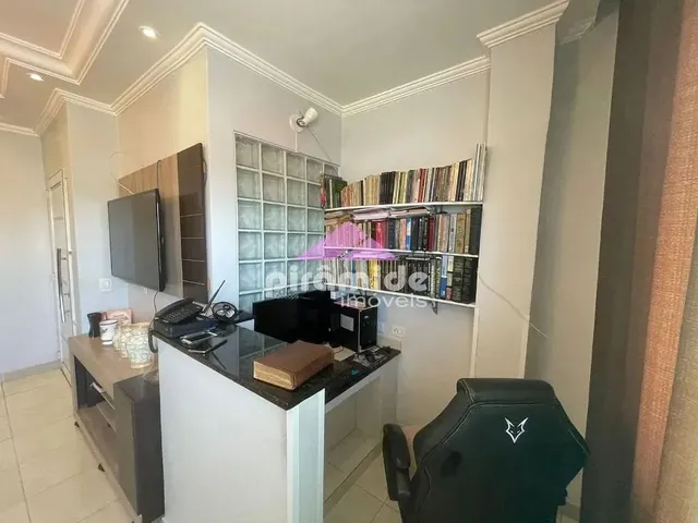 Casa com 175m² 2 quartos e 4 banheiros, à venda, no bairro Jardim Santa Inês III em São José Dos Campos