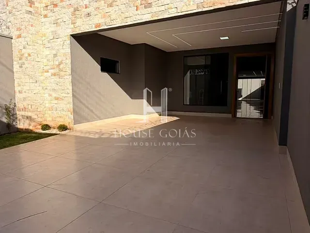 Casa com 234m² 3 quartos e 3 banheiros, à venda, no bairro Vila Rosa em Goiânia