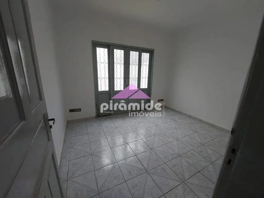 Casa, 7 quartos, 218 m² - Foto 2
