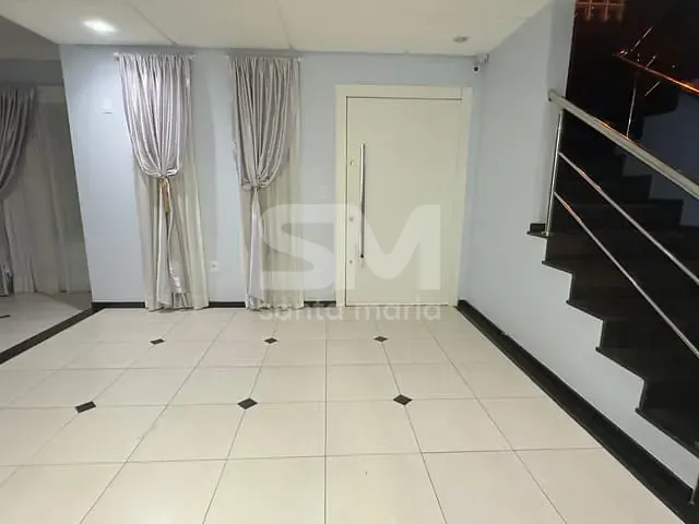 Casa com 390m² 4 quartos e 5 banheiros, à venda, no bairro Presidente Médici em Chapecó