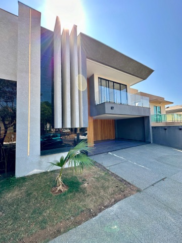 Foto do Casa - Casa com 4 suítes, acabamento moderno em condomínio fechado | Deltalar Imóveis