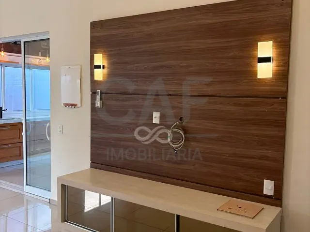 Casa 2 quartos e 3 banheiros, à venda ou para alugar, no bairro Flor D'Aldeia em Holambra