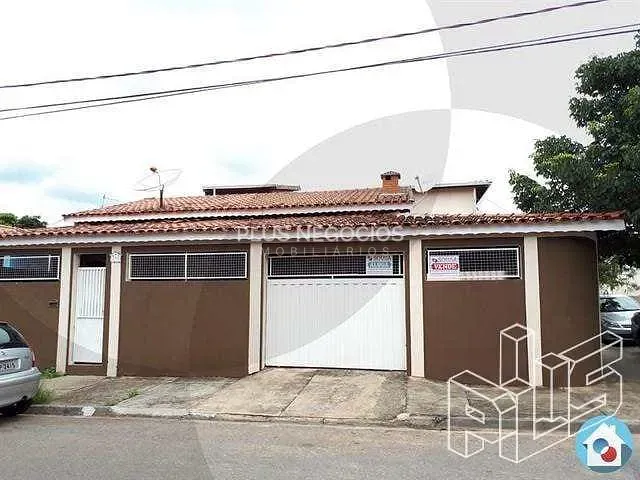 Casa com 250m² 3 quartos e 3 banheiros, à venda, no bairro Éden em Sorocaba