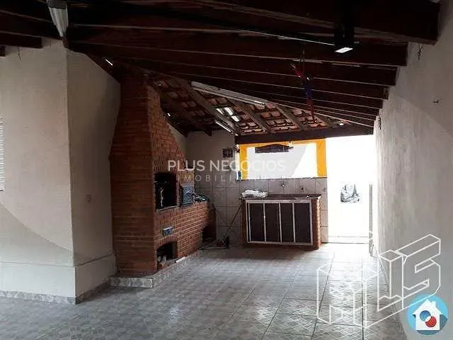 Casa com 250m² 3 quartos e 3 banheiros, à venda, no bairro Éden em Sorocaba