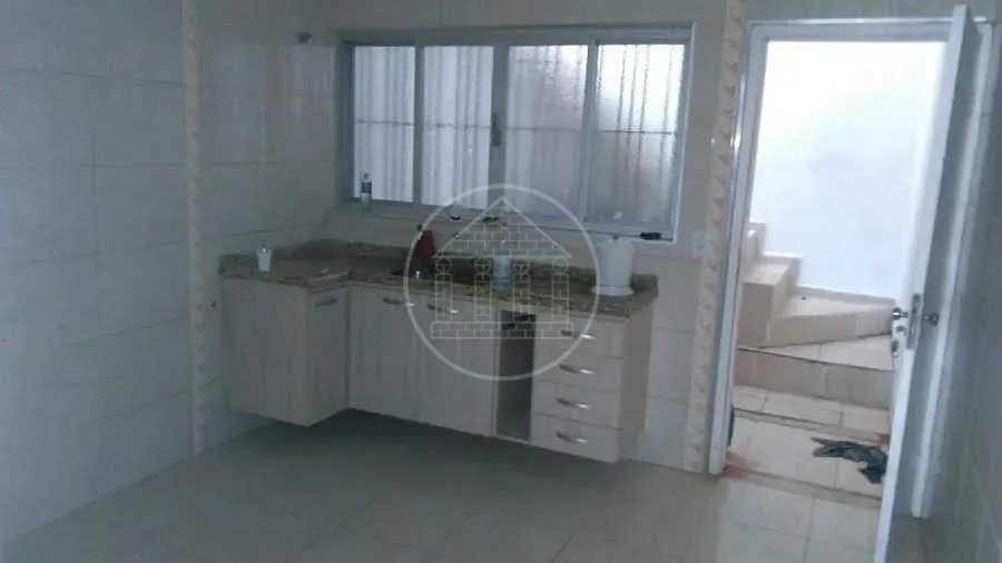 Casa, 2 quartos, 323 m² - Foto 1