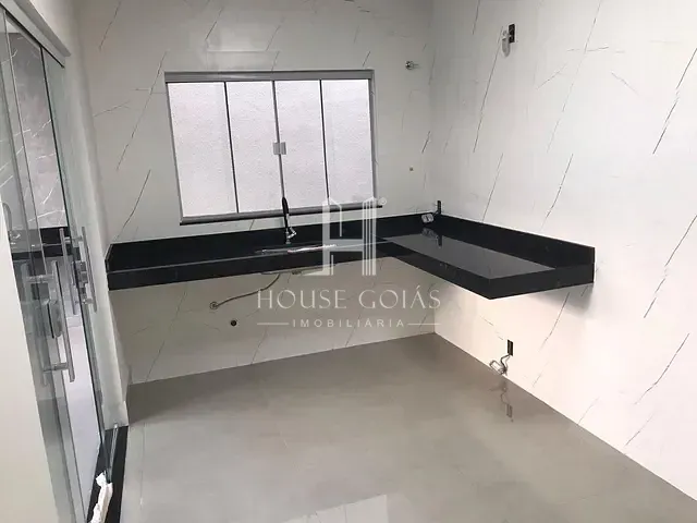 Casa com 200m² 3 quartos e 3 banheiros, à venda, no bairro Jardim Boa Esperança em Aparecida de Goiânia
