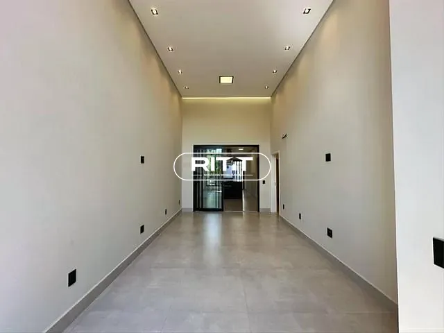 Casa com 200m² 3 quartos e 1 banheiro, à venda, no bairro Vila Monte Alegre em Paulínia