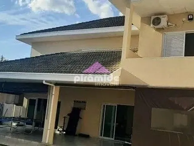 Casa com 600m² 3 quartos e 4 banheiros, à venda, no bairro Jardim Santa Maria em Jacareí