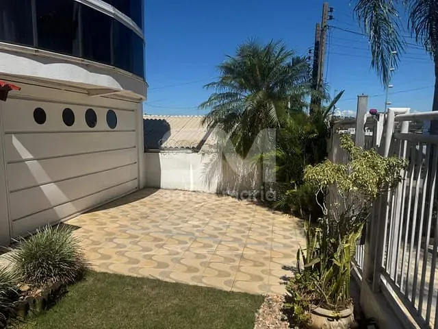 Casa com 398m² 4 quartos e 6 banheiros, à venda, no bairro Presidente Médici em Chapecó