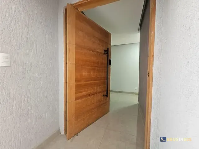 Casa 3 quartos e 4 banheiros, à venda, no bairro Jardim São Caetano em São Caetano do Sul