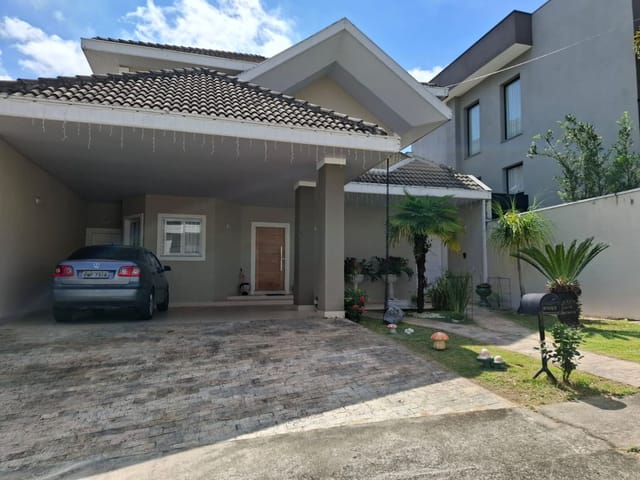 Casa com 358m² 4 quartos e 3 banheiros, à venda, no bairro Urbanova em São José dos Campos