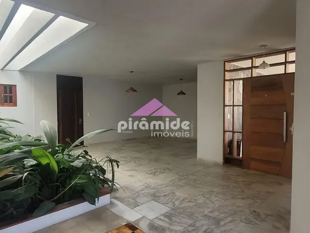 Casa com 510m² 3 quartos e 4 banheiros, para alugar, no bairro Jardim Esplanada II em São José dos Campos
