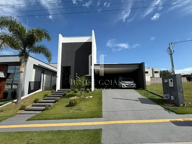 Casa com 360m² 3 quartos e 4 banheiros, à venda, no bairro Terras Alpha Residencial 1 em Senador Canedo