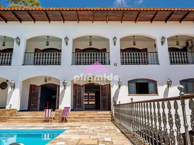 Casa com 880m² 7 quartos e 7 banheiros, à venda, no bairro Praia do Arrastão em São Sebastião