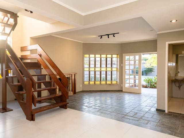 Foto do Casa - Casa à venda no Colina Verde, Pelotas, RS. 295 m², 4 dorms, 1 suíte, 4 vagas, piscina, lareira, churrasqueira, sacada. Pátio amplo! | UP Imóveis
