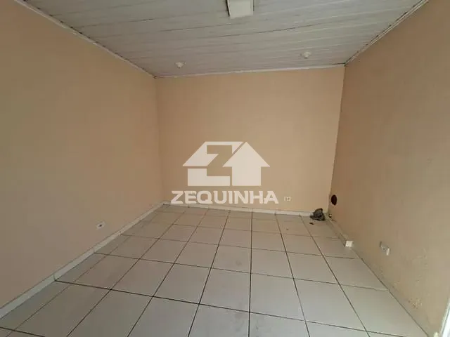 Casa com 104m² 2 quartos e 2 banheiros, para alugar, no bairro Presidente Altino em Osasco