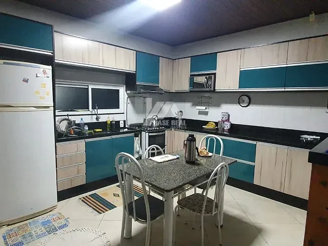 Casa 3 quartos e 2 banheiros, à venda, no bairro Nova Rússia em Ponta Grossa