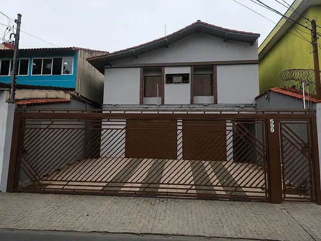 Casa 3 quartos e 2 banheiros, à venda ou para alugar, no bairro Vila Valparaíso em Santo André