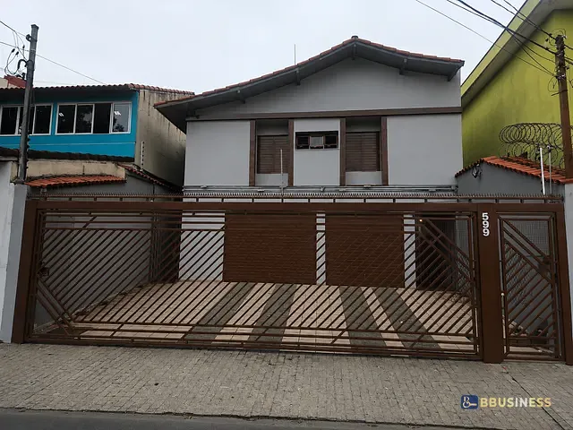Casa 3 quartos e 2 banheiros, à venda ou para alugar, no bairro Vila Valparaíso em Santo André